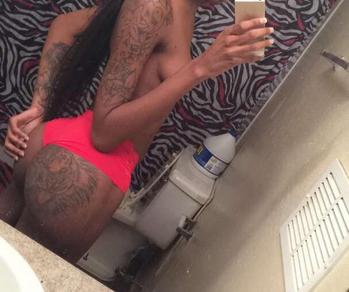 , 19  female escort, Killeen