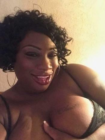 Juicy, 35  female escort, Killeen