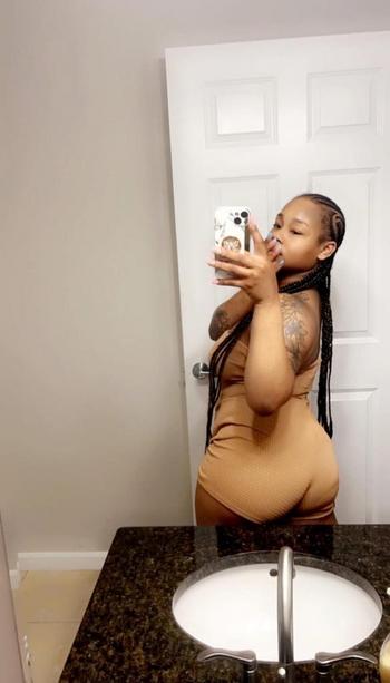 Honey, 24  female escort, Killeen