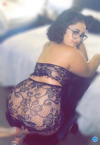 Topanga, 25  female escort, Killeen