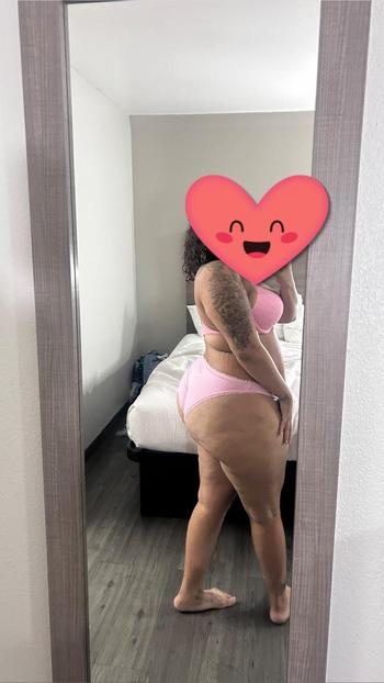 Yaya, 24  female escort, Killeen